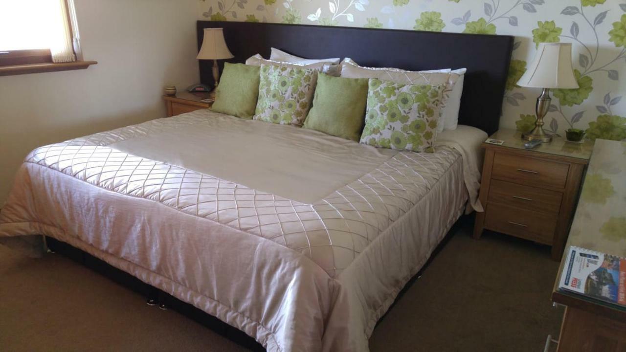Hillhaven Bed &Breakfast Bed & Breakfast Фортроуз Екстериор снимка